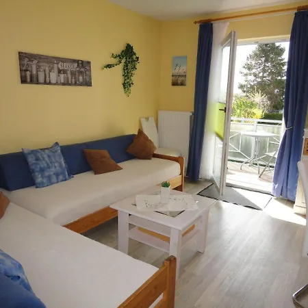 Apartment Ferienwohnung-1-im-haus-sandra-dahme-ostsee